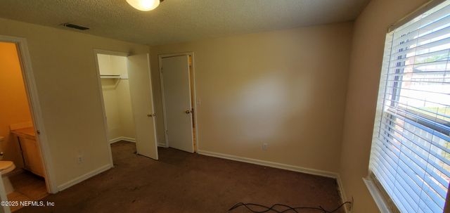 2433 SEYMOUR Street, Jacksonville, FL 32246