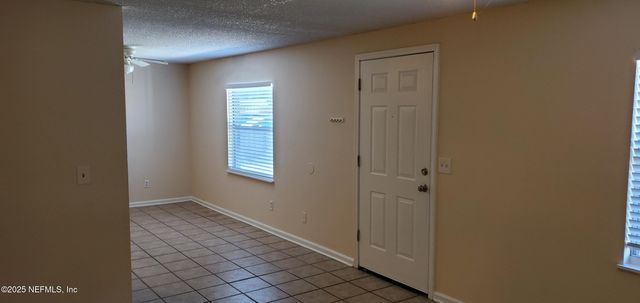 2433 SEYMOUR Street, Jacksonville, FL 32246
