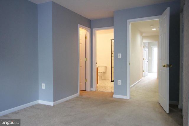2415 RAINSWOOD LN, Woodbridge, VA 22191