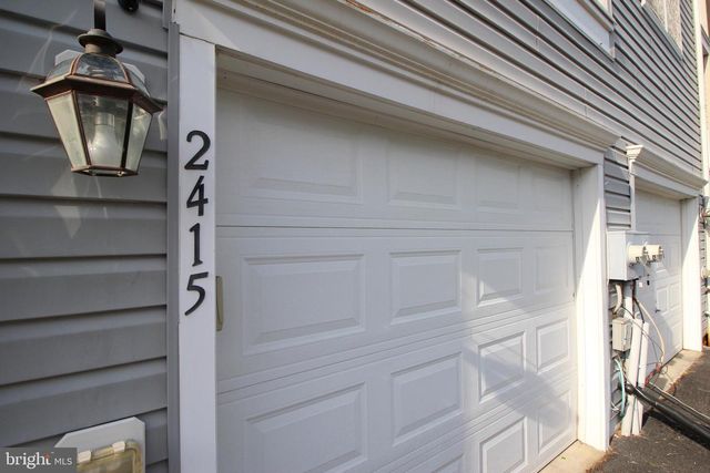 2415 RAINSWOOD LN, Woodbridge, VA 22191