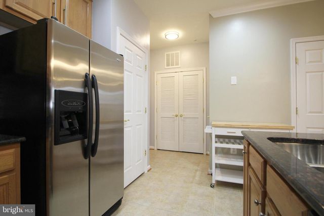 2415 RAINSWOOD LN, Woodbridge, VA 22191