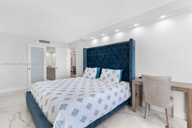 6039 Collins Ave 1527, Miami Beach, FL 33140