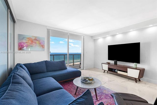 6039 Collins Ave 1527, Miami Beach, FL 33140