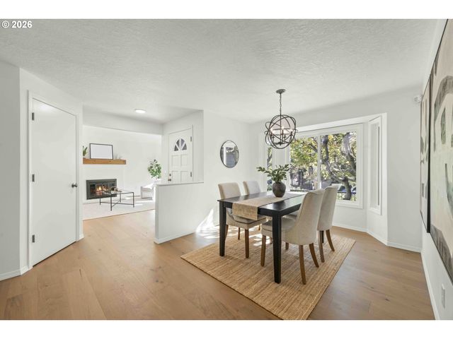 5834 Sw 59TH Ct, Portland, OR 97221