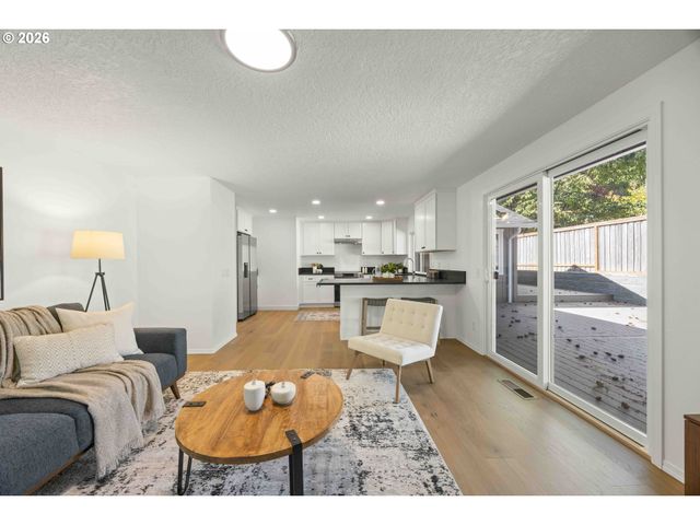 5834 Sw 59TH Ct, Portland, OR 97221