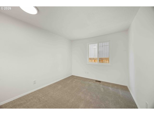 5834 Sw 59TH Ct, Portland, OR 97221