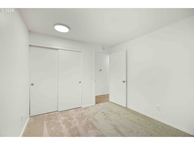 5834 Sw 59TH Ct, Portland, OR 97221
