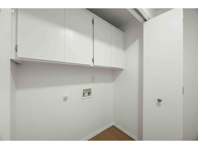 5834 Sw 59TH Ct, Portland, OR 97221