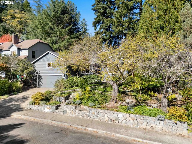 5834 Sw 59TH Ct, Portland, OR 97221