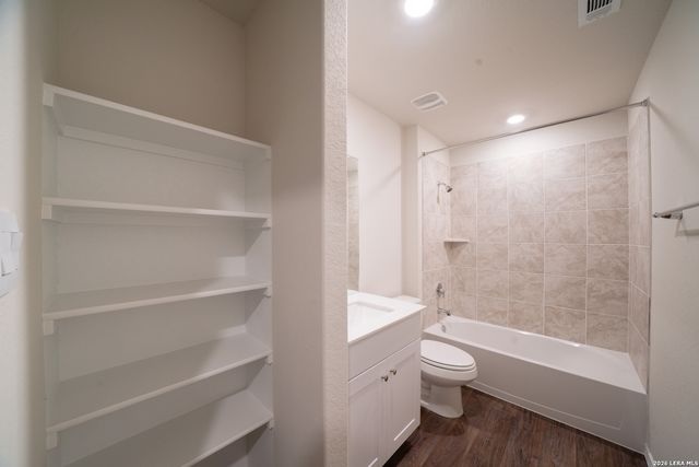 5246 Scoria Trail, San Antonio, TX 78253