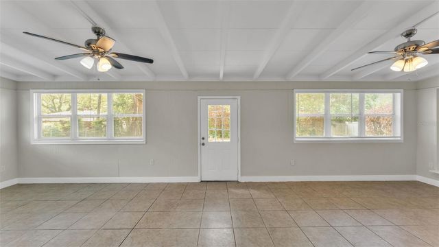 614 W SHADY LANE, Lakeland, FL 33803
