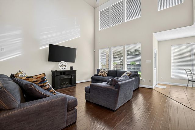 8107 Lockridge Terrace Lane, Cypress, TX 77433