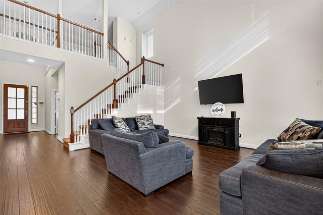 8107 Lockridge Terrace Lane, Cypress, TX 77433