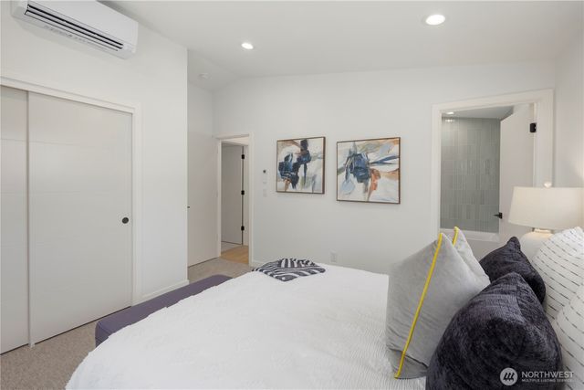 514 N 92nd Street, Seattle, WA 98103