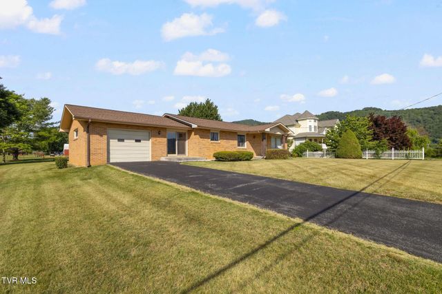 320 Mountain View Street, Erwin, TN 37650