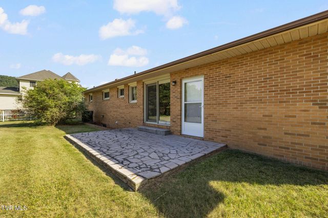 320 Mountain View Street, Erwin, TN 37650