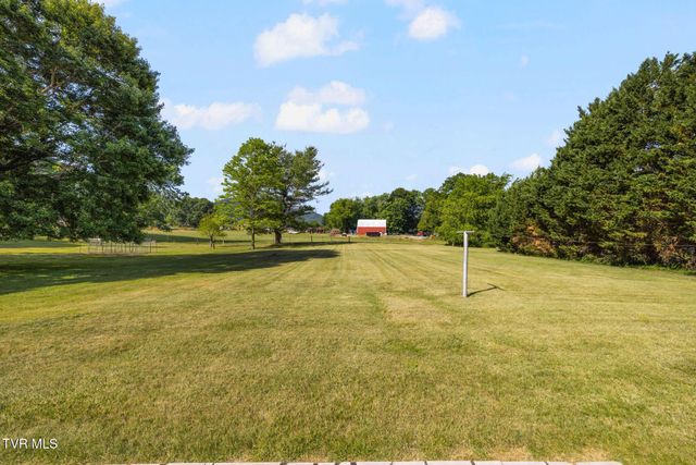 320 Mountain View Street, Erwin, TN 37650