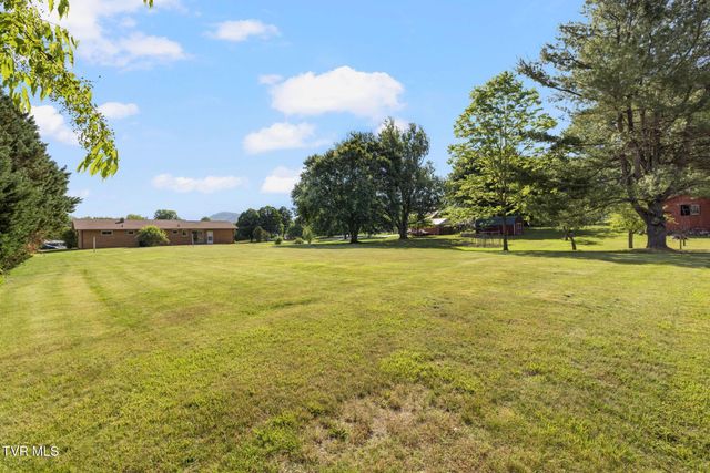 320 Mountain View Street, Erwin, TN 37650