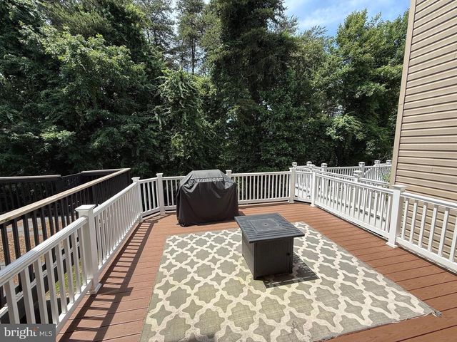 7226 MOCKINGBIRD CIR, Glen Burnie, MD 21060