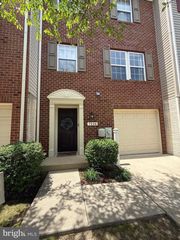 7226 MOCKINGBIRD CIR, Glen Burnie, MD 21060