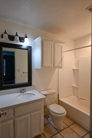 604 N Sewell Drive B, Decatur, TX 76234