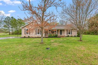 3905 Ashley Dr, Murfreesboro, TN 37128