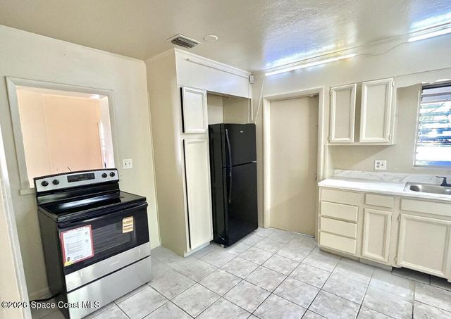 316 E E Strawbridge Avenue Avenue, Melbourne, FL 32901