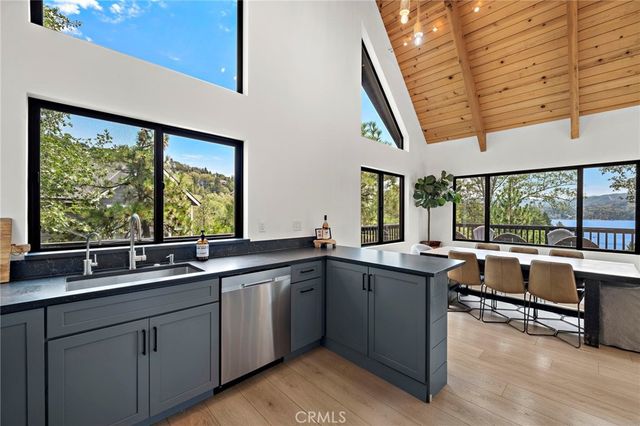 27561 North Bay, Lake Arrowhead, CA 92352