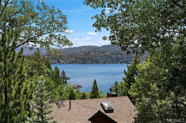 27561 North Bay, Lake Arrowhead, CA 92352