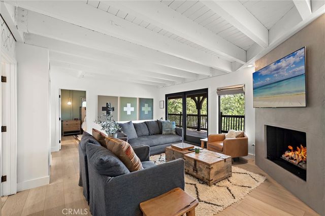 27561 North Bay, Lake Arrowhead, CA 92352