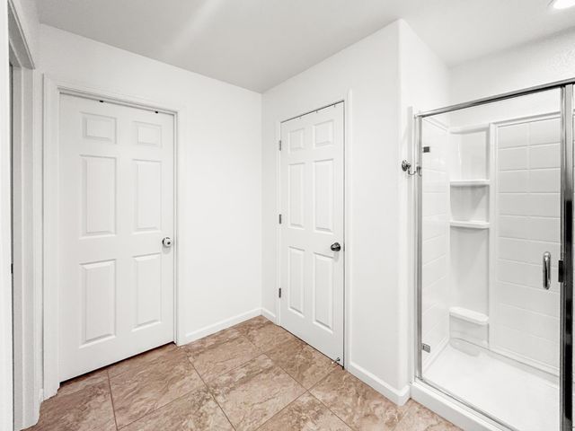 6631 W Fallon Avenue, Fresno, CA 93722