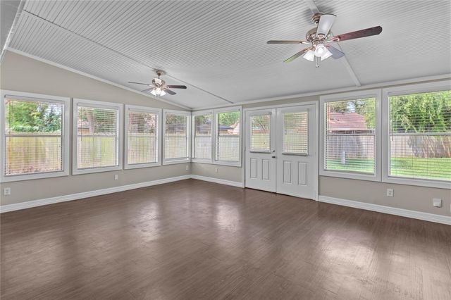 11307 Beauvoir Drive, Houston, TX 77065