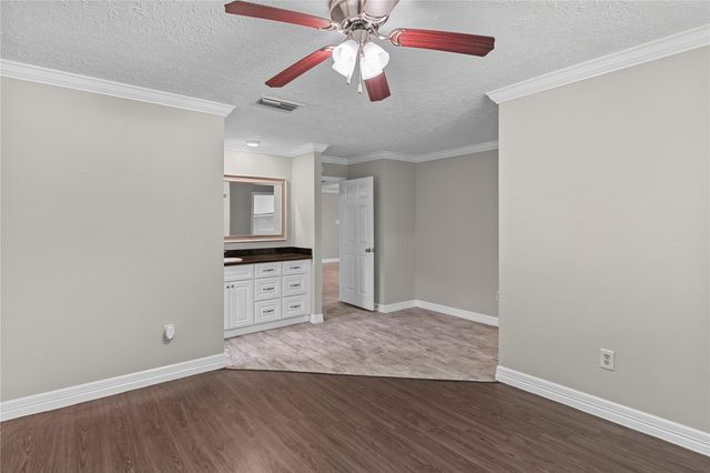 11307 Beauvoir Drive, Houston, TX 77065