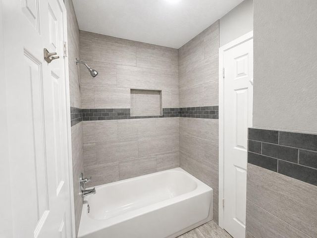 11307 Beauvoir Drive, Houston, TX 77065