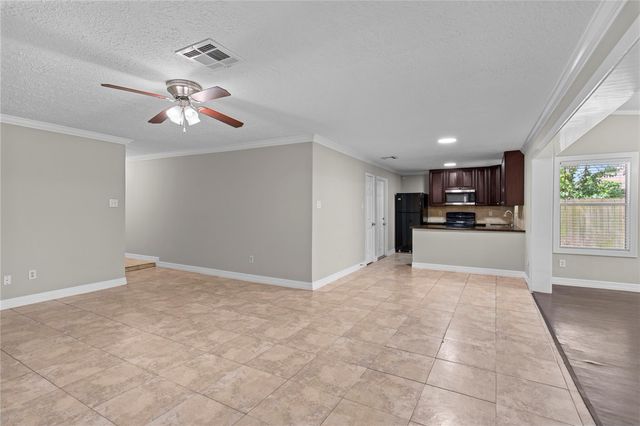 11307 Beauvoir Drive, Houston, TX 77065