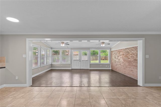 11307 Beauvoir Drive, Houston, TX 77065