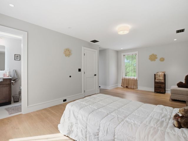 13 Audubon Rd, North Reading, MA 01864