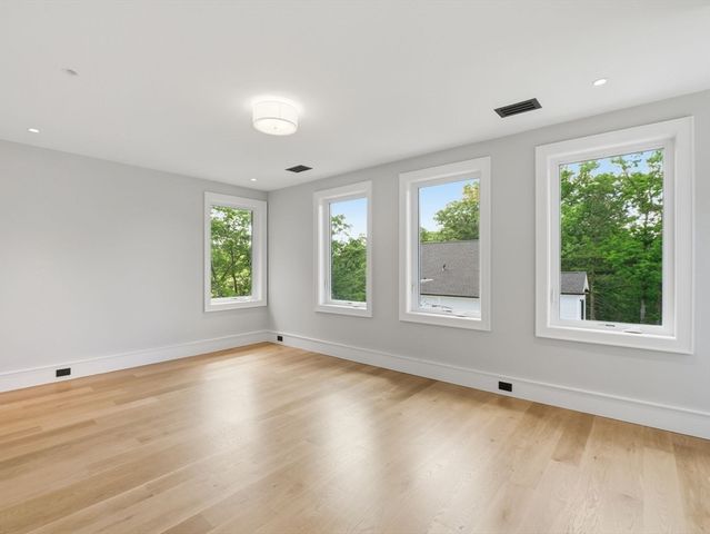 13 Audubon Rd, North Reading, MA 01864