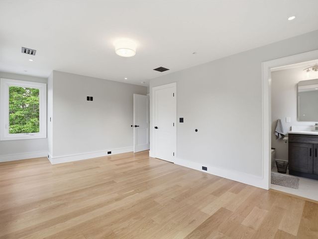 13 Audubon Rd, North Reading, MA 01864
