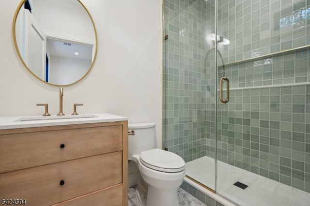 547 Shackamaxon Dr, Westfield Town, NJ 07090