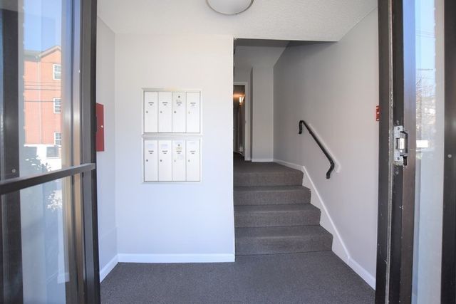 88 Charles St 1, Waltham, MA 02453