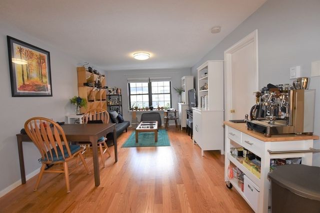 88 Charles St 1, Waltham, MA 02453