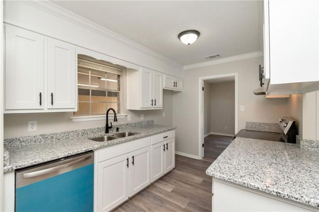 8045 Oak Hill Drive, Semmes, AL 36575