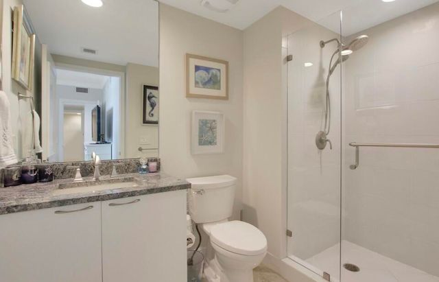 2640 LAKE SHORE Drive 2311, Riviera Beach, FL 33404