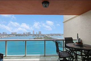 2640 LAKE SHORE Drive 2311, Riviera Beach, FL 33404