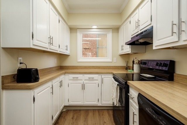 405 S 1st Street, Rockford, IL 61104