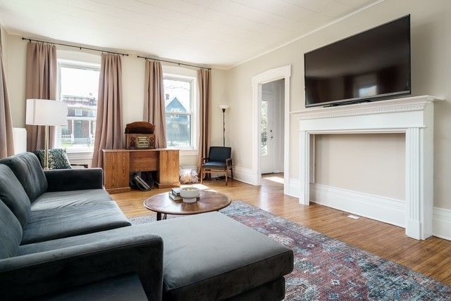 405 S 1st Street, Rockford, IL 61104