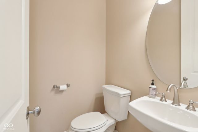 355 E Ohio Street 309, Indianapolis, IN 46204