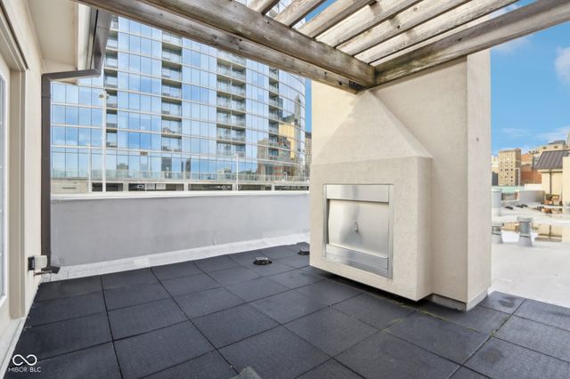 355 E Ohio Street 309, Indianapolis, IN 46204