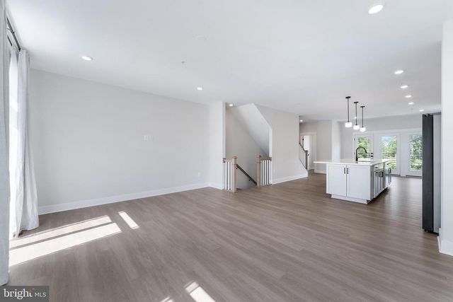 22819 TAWNY PINE SQ, Brambleton, VA 20148